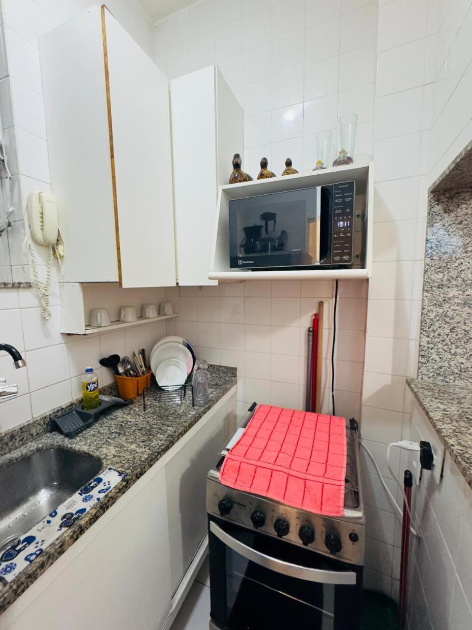 Ap Maravilhoso Quarto E Sala Leblon Recem Reformado Ate 4 Pessoas Na Ataulfo De Paiva Rio de Janeiro Exterior foto